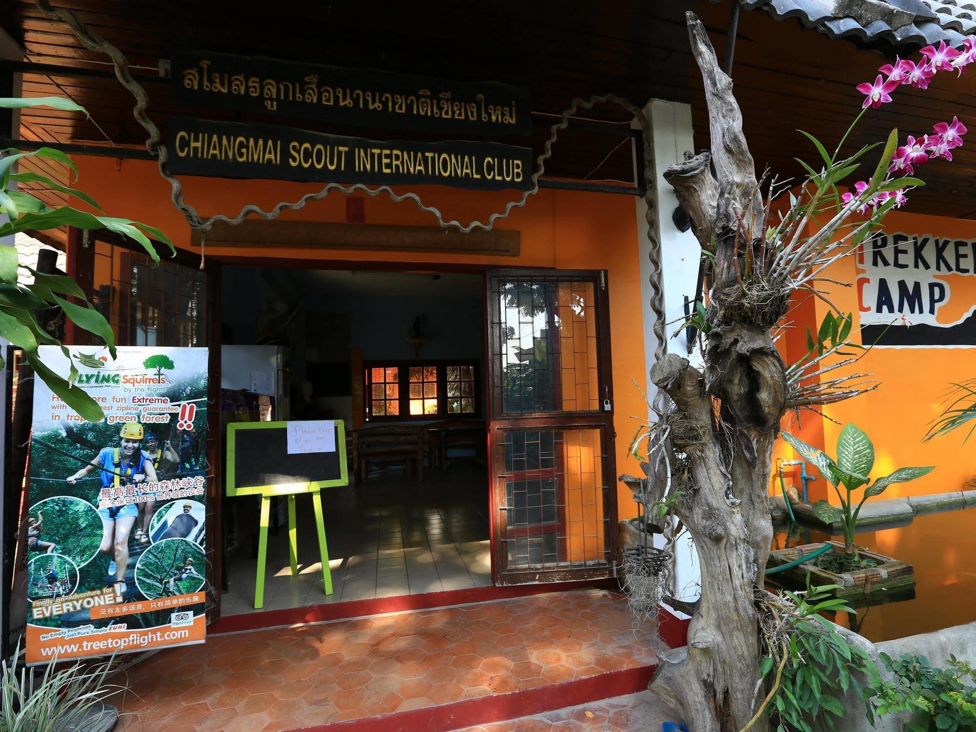 Trekker Camp Hotel Chiang Mai Exterior foto