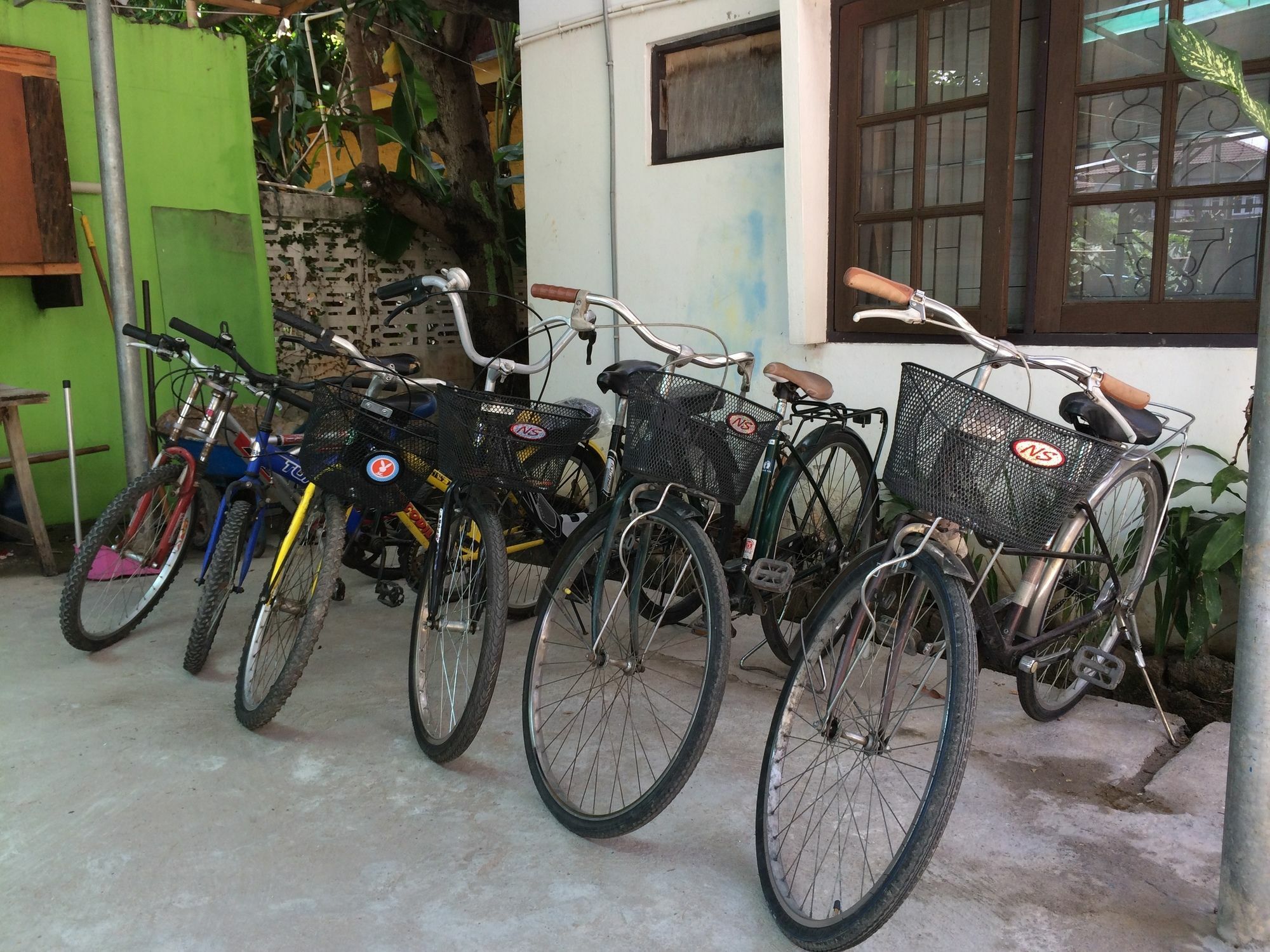Trekker Camp Hotel Chiang Mai Exterior foto